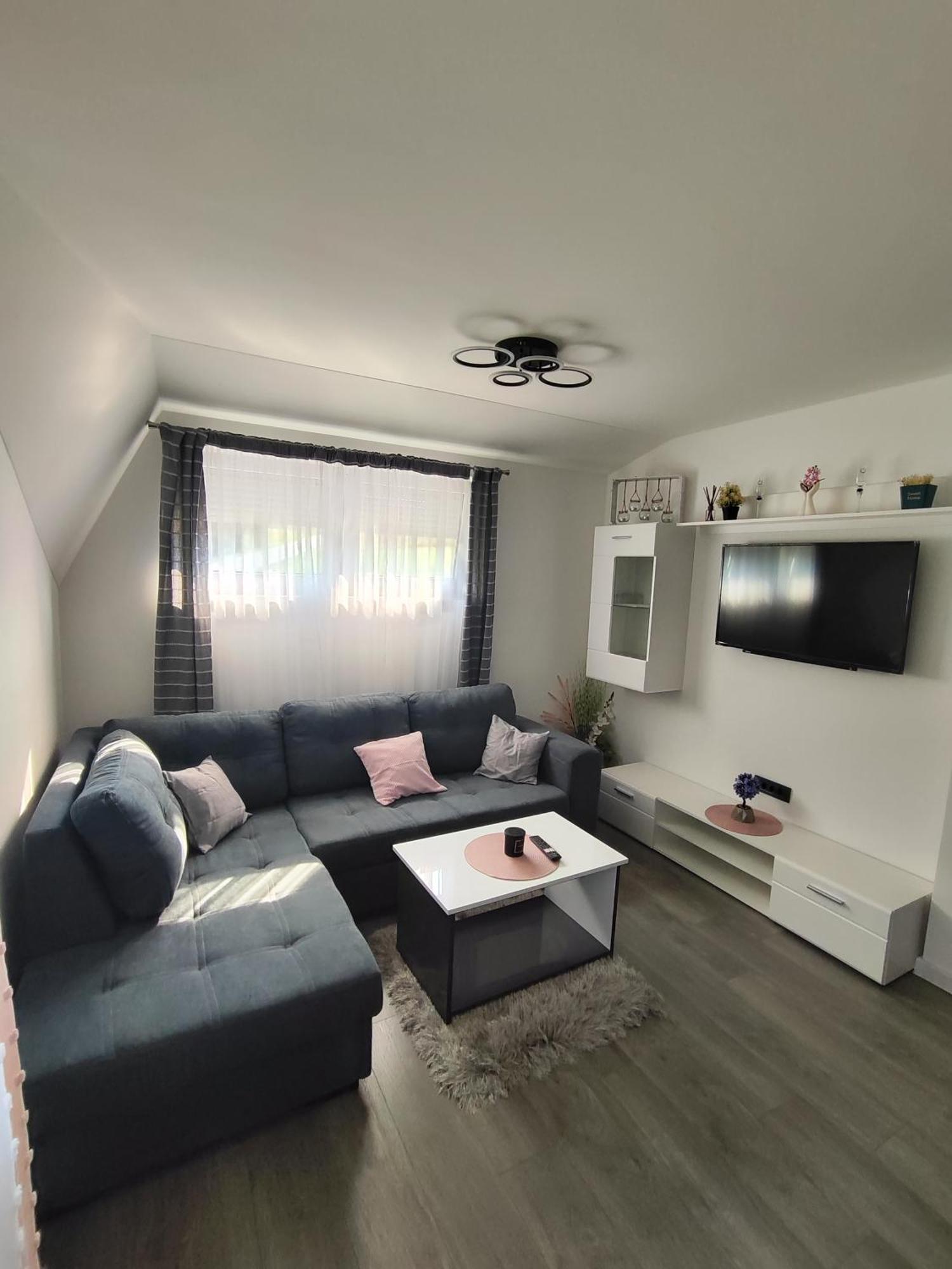 Happy Moments 1 Apartment Gornje Jesenje Exterior photo